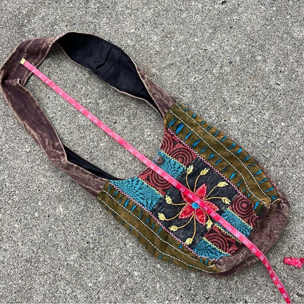 Boho Hippie Razor Cut Patchwork Flower Power Shoulder Bag Rising International - Picture 8 of 8